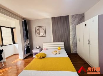 西山永力西苑，3室2厅房子出租(合租)，租金每月550元