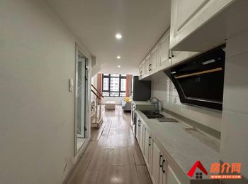 五华融创春风十里海豚湾，1室1厅房子出租(整租)，租金每月1