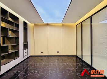 昆明大都摩天购物中心写字楼 >150m²写字楼出租,参 昆明大都摩天购物中心写字楼 >150m²写字楼出租,参