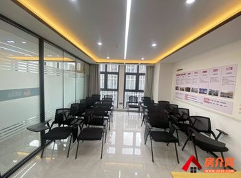 观云海(办公) >195.5m²写字楼出租，参考报价：