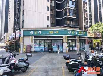 官渡海伦国际135.86m²商铺出售,参考报价:240万元