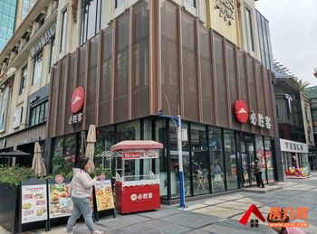 西山滇池路片区215.24m²商铺出售,参考报价:209万元 西山滇池路片区215.24m²商铺出售,参考报价:209万元