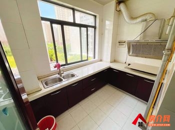 西山红庙寺花园，1室1厅房子出租(合租)，租金每月658元