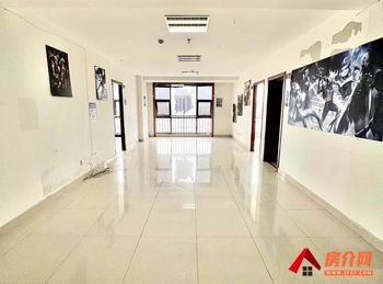 昆明新螺蛳湾精品街(办公) >124m²写字楼出租,参