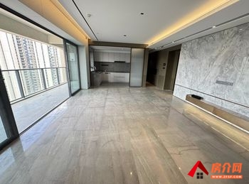 西山龙江金茂府，4室2厅二手房出售,报价：279万元