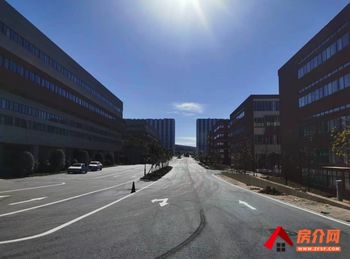 官渡长水机场610m²厂房出售,参考报价:201万元 官渡长水机场610m²厂房出售,参考报价:201万元