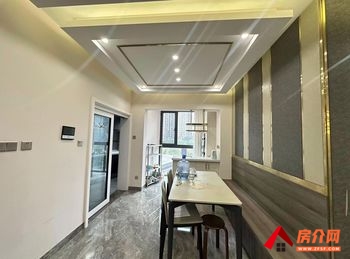 西山润城5区，4室2厅二手房出售,报价：155万元