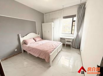 盘龙万宏国际(3期),3室2厅房子出租(合租),租金每月50