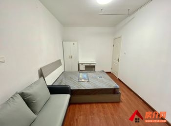 西山广福城怡福园，1室1厅房子出租(合租)，租金每月770元