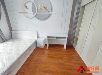 「昆明」官渡俊发湾流海二组团,3室2厅房子出租(合租)，租金