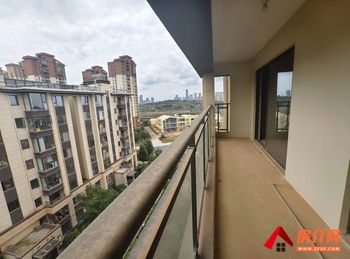 呈贡金茂国际新城擎云苑，4室2厅二手房出售,报价：86万元