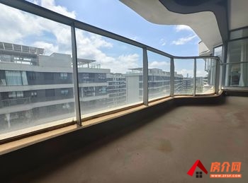 呈贡山语桃源雍院，3室2厅二手房出售,报价：74.8万元