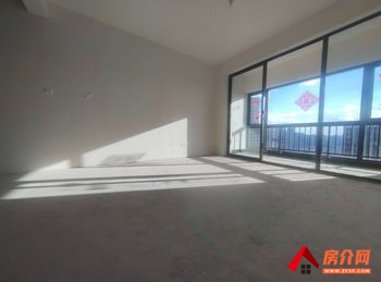 官渡山海湾金澜锦翠，4室2厅二手房出售,报价：105万元