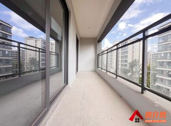 呈贡金茂国际新城栀云苑，3室2厅二手房出售,报价：83万元