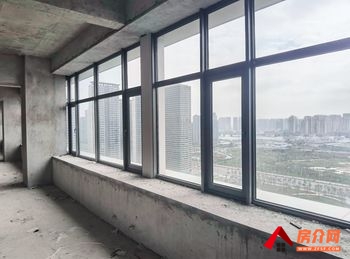 昆明万科翡翠(商住楼) >762m²写字楼出售，参考报