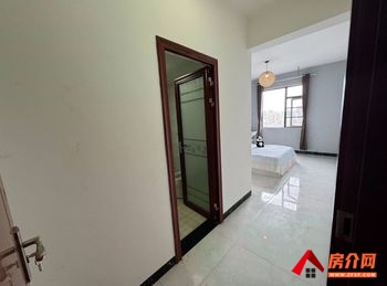 五华融城园城A2地块，3室2厅房子出租(合租)，租金每月85