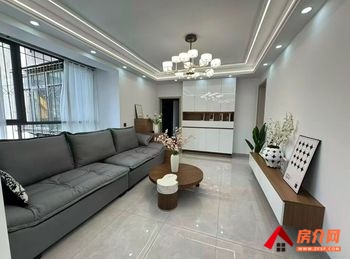 新迎小区南区三组团小区房屋出售，盘龙新迎小区南区三组团，3室