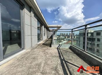 盘龙中海云麓九里二期，5室2厅二手房出售,报价：200万元