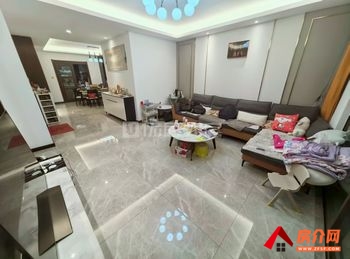 官渡碧桂园樾府，4室2厅二手房出售,报价：133万元