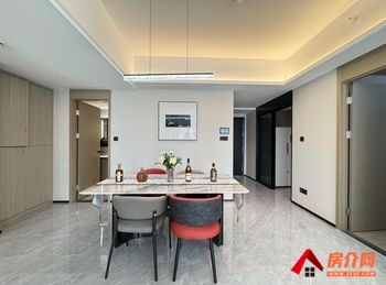 「昆明」西山金地十一峯,3室2厅房子出租(整租)，租金每月2