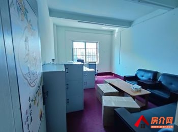 盘龙白塔路500m²商铺出租,参考报价:面议 盘龙白塔路500m²商铺出租,参考报价:面议