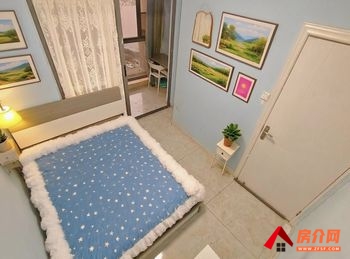 五华人民路壹号广场小区,1室0厅房子出租(合租),租金每月5