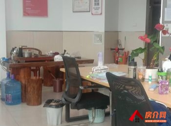 五华北市区45m²商铺出租，参考报价：2500元/月