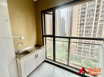 西山润城八区，2室1厅房子出租(合租)，租金每月800元