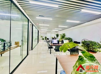 和谐广场 >258m²写字楼出租，参考报价：6450元