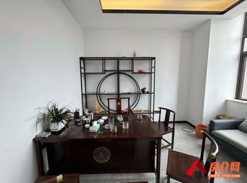 昆明大都摩天购物中心写字楼 >190m²写字楼出租,参