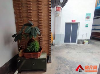 昆明盘龙鼓楼片区160m²商铺出租,参考报价:6666元/月 昆明盘龙鼓楼片区160m²商铺出租,参考报价:6666元/月