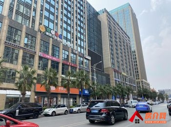 昆明西山滇池路片区638.21m²商铺出售,参考报价:698 昆明西山滇池路片区638.21m²商铺出售,参考报价:698