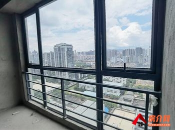 广泽中心 >200m²写字楼出售，参考报价：110万元