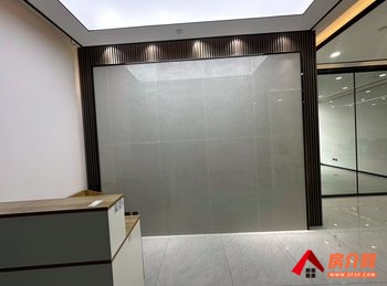 融城园城 >335m²写字楼出租，参考报价：面议