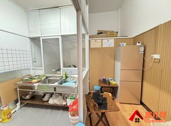 五华黄土坡26m²商铺出租，参考报价：1200元/月
