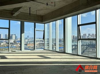 「昆明」中国铁建西派国际中心 >310m²写字楼出售，