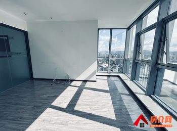 昆明昆百大国际派办公楼 >677m²写字楼出售，参考报