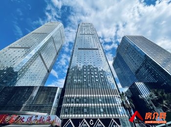 「昆明」和谐广场 >192m²写字楼出租,参考报价:6 「昆明」和谐广场 >192m²写字楼出租,参考报价:6