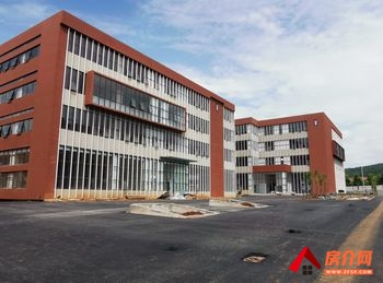 昆明官渡长水机场1100m²厂房出租,参考报价:面议 昆明官渡长水机场1100m²厂房出租,参考报价:面议