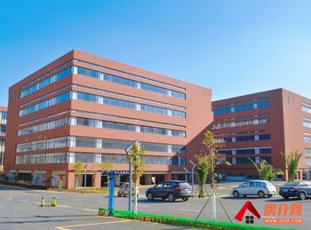 昆明官渡长水机场1100m²厂房出租,参考报价:面议 昆明官渡长水机场1100m²厂房出租,参考报价:面议