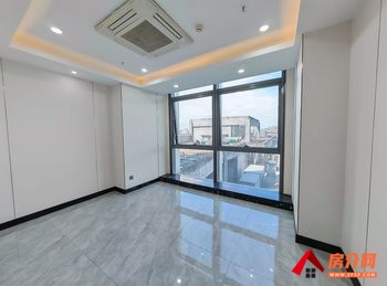 螺蛳湾中心 >157.13m²写字楼出租,参考报价:6 螺蛳湾中心 >157.13m²写字楼出租,参考报价:6