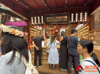 五华南屏街片区72.8m²商铺出售,参考报价:64万元 五华南屏街片区72.8m²商铺出售,参考报价:64万元