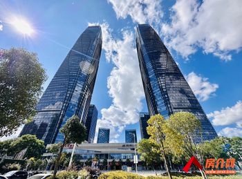 万达广场(南塔) >500m²写字楼出租,参考报价:面 万达广场(南塔) >500m²写字楼出租,参考报价:面