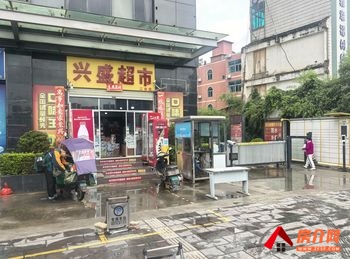 官渡官渡广场120m²商铺出售,参考报价:111万元 官渡官渡广场120m²商铺出售,参考报价:111万元
