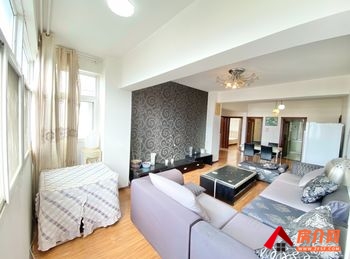 昆明五华景城兰苑小区 3室2厅房子出租(整租)，租金每月18