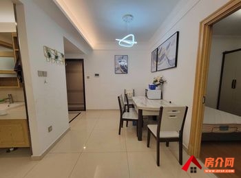 西山金地九樾,3室2厅房子出租(整租),租金每月2400元 西山金地九樾,3室2厅房子出租(整租),租金每月2400元