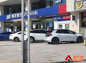 盘龙江东花园148.5m²商铺出售,参考报价:168万元 盘龙江东花园148.5m²商铺出售,参考报价:168万元