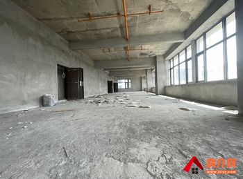 万科翡翠(商住楼) >651m²写字楼出售，参考报价：