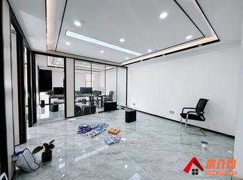 昆明莲花财富中心 >238m²写字楼出租,参考报价:5 昆明莲花财富中心 >238m²写字楼出租,参考报价:5