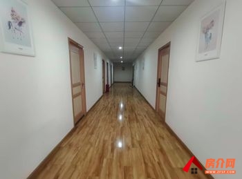 盘龙金星立交桥765.28m²商铺出售,参考报价:260万元 盘龙金星立交桥765.28m²商铺出售,参考报价:260万元